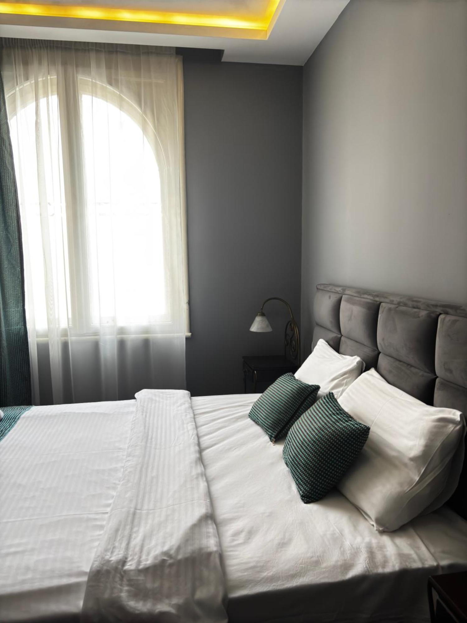 Garni Hotel DUM Belgrad Exterior foto
