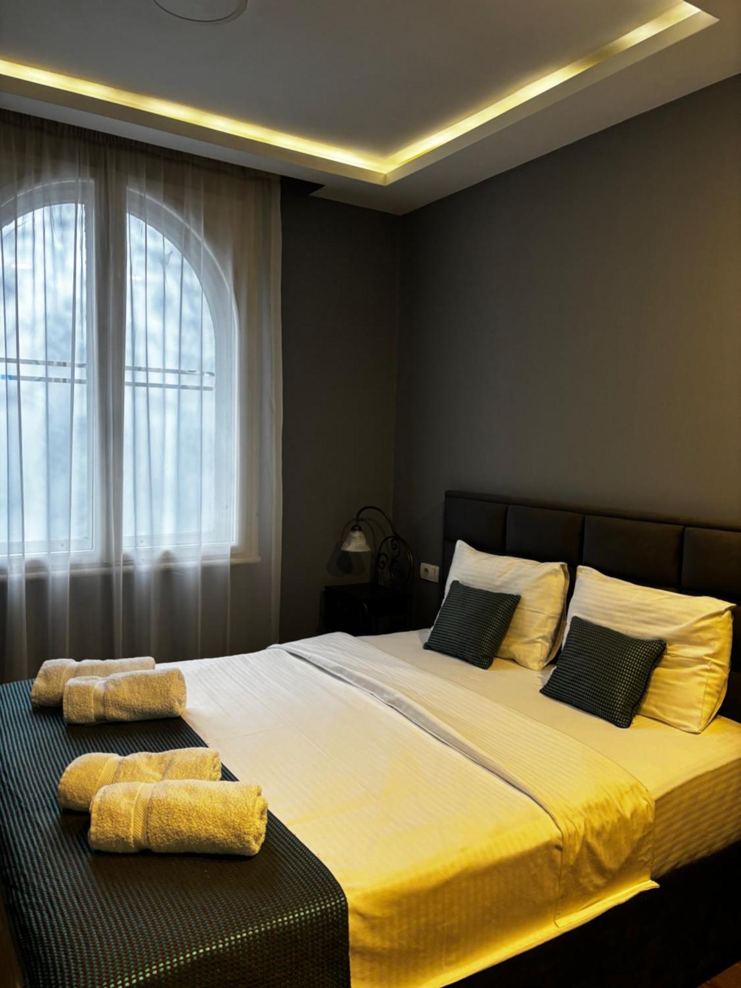 Garni Hotel DUM Belgrad Exterior foto