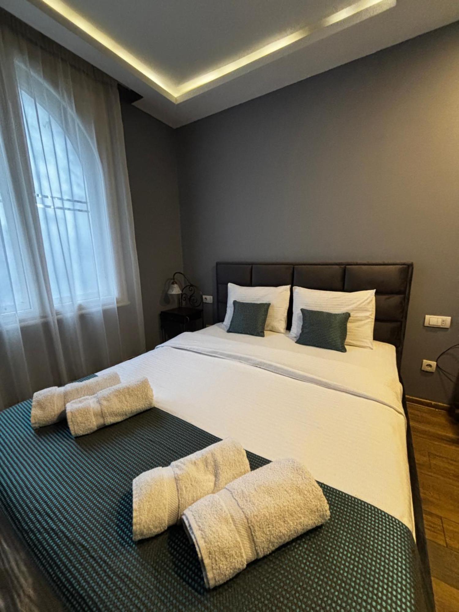 Garni Hotel DUM Belgrad Exterior foto