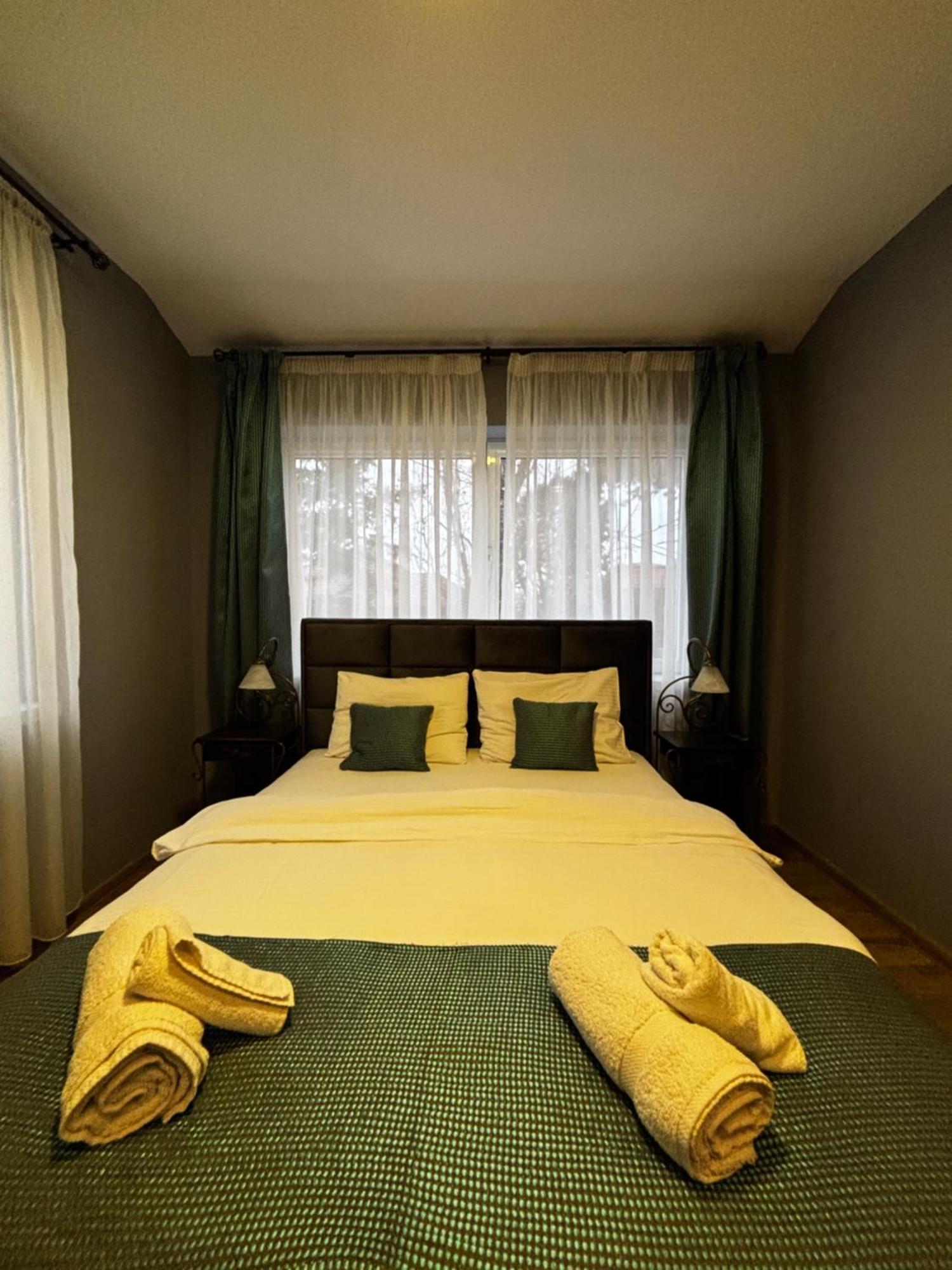 Garni Hotel DUM Belgrad Exterior foto