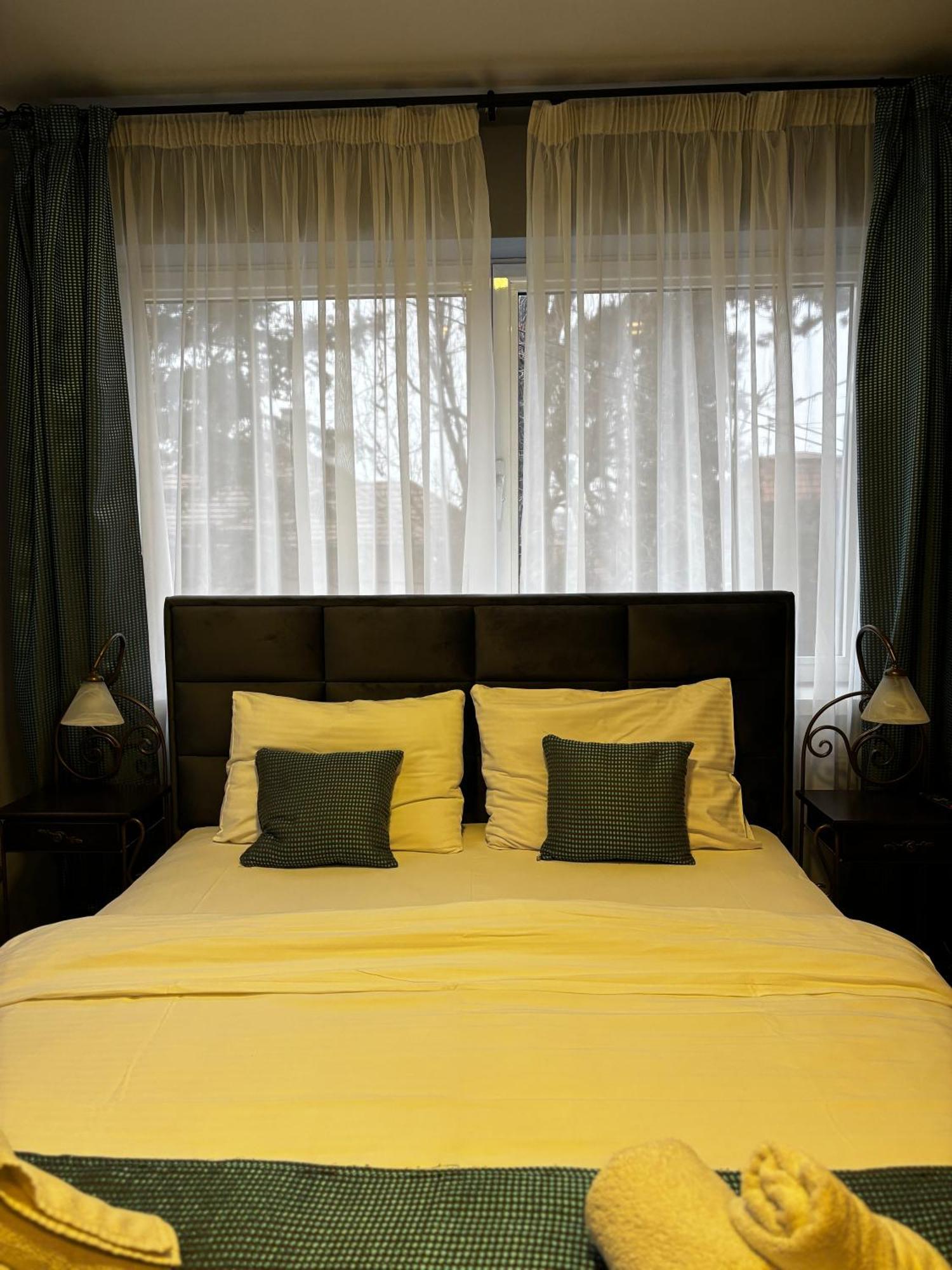Garni Hotel DUM Belgrad Exterior foto