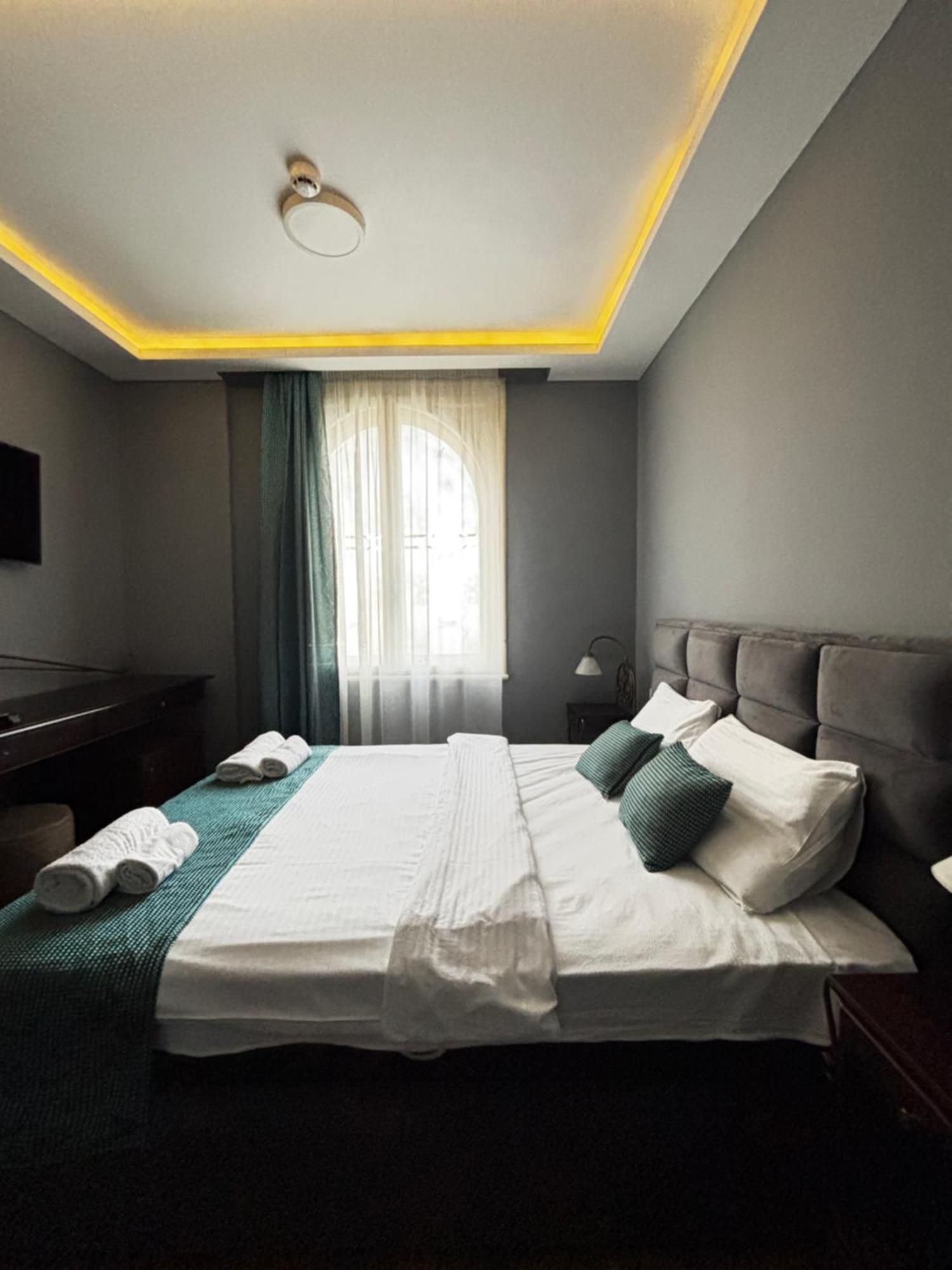 Garni Hotel DUM Belgrad Exterior foto