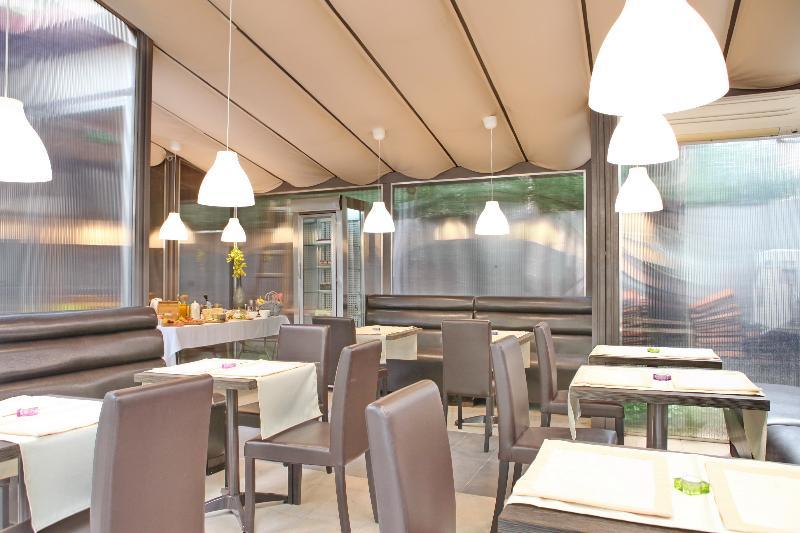 Garni Hotel DUM Belgrad Exterior foto